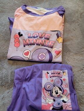 Mothing House Love Minnie Ladies 2 PC Ss Pajama Set W/Shorts BNWT Med Cute Comfy
